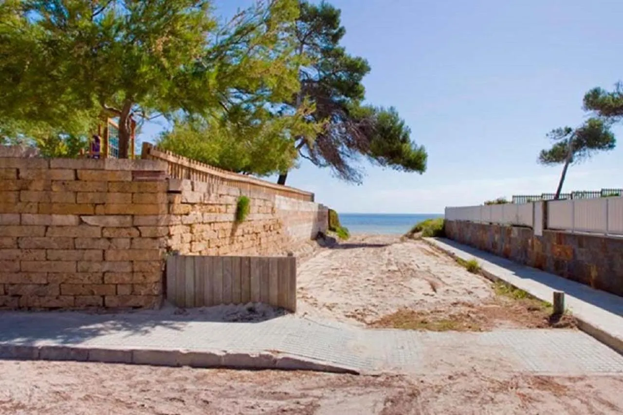 Villa Mediterranea A 35M De La Playa Playa de Muro   Playa de Muro (Mallorca)